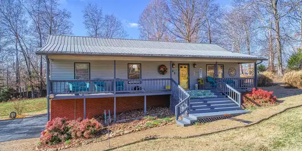 162 Regency Drive