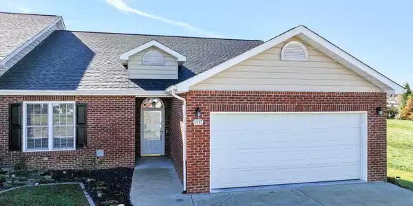 207 Planters Row