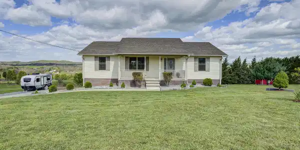68 Manor Lane