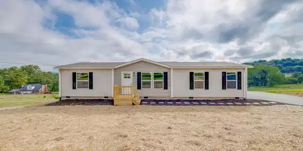 106 Iris Lane