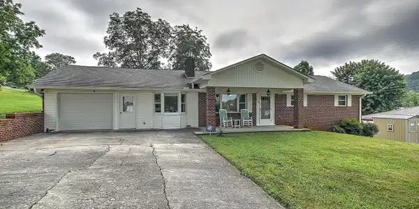 204 Cowan Drive