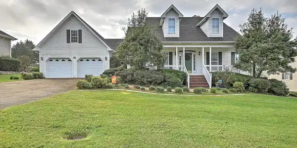 40 Appian Way