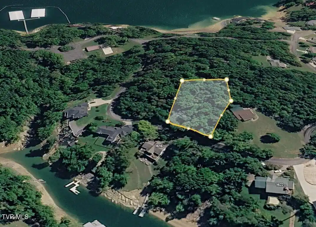 Image 1: GOOGLE EARTH 3D WITH APPROX BOUNDARIES 1