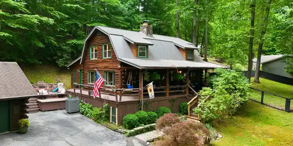 5400 Wedgewood Drive