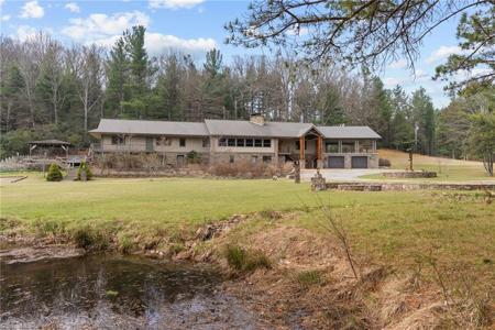 110 Mountain Hearth Drive