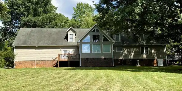 Image 2: Back of the home, facing Lake Tillery