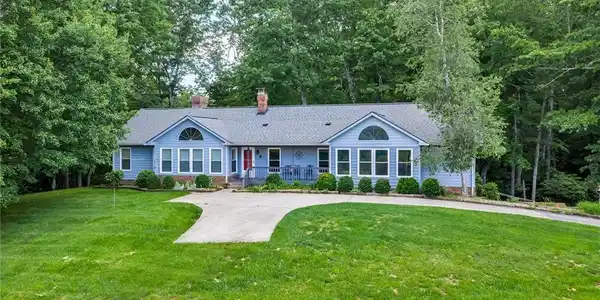 1142 Hartzog Ford Road W
