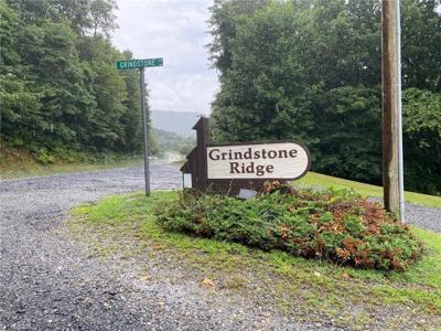 00 Grindstone Lane