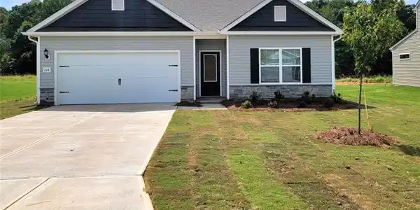 224 Macintosh Drive