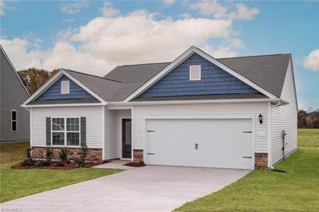 105 Tail Star Court
