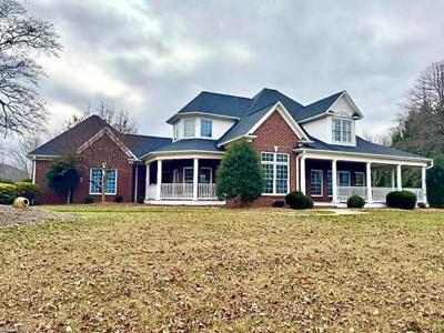 1148 Town N Country Drive