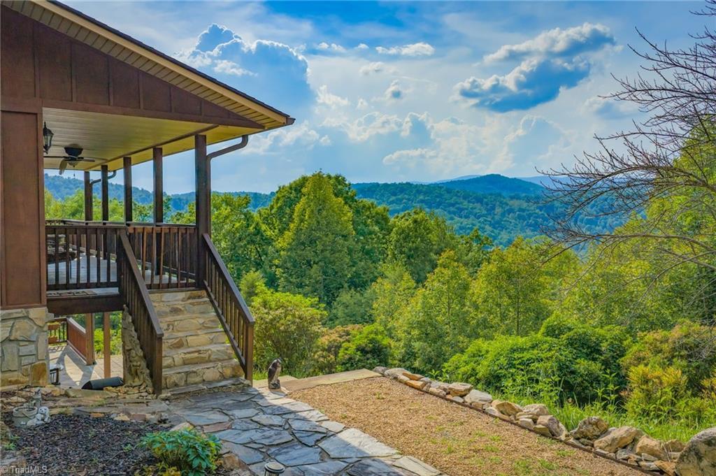 Image 1: Cabin on 11+ acres