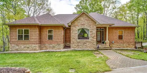 135 Boulder Ridge Drive