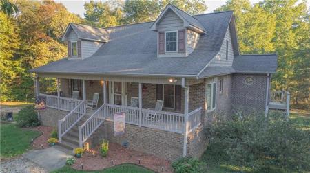 3595 NC Highway 268 E