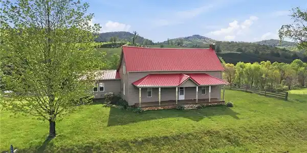 4793 Cheek Mountain Road