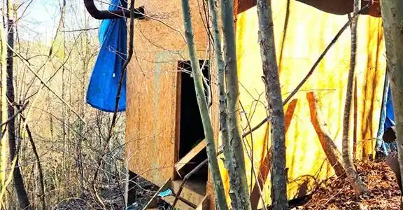 Image 2: Hunting Shed on the property