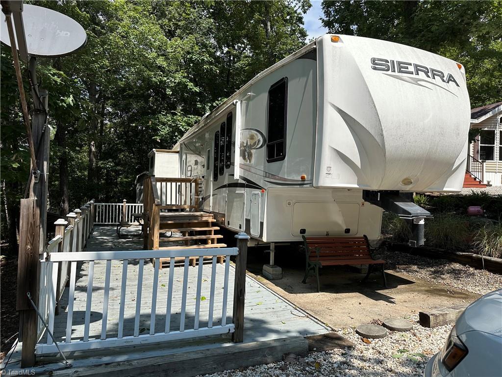 Image 3: 2012 Forest River Sierra RV