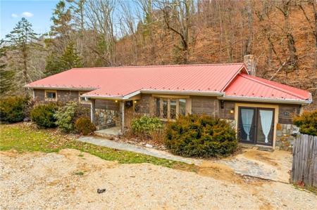 1697 Balm Highway