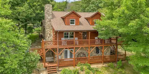 847 Overland Trail