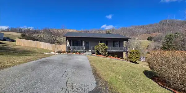 125 Benfield Drive