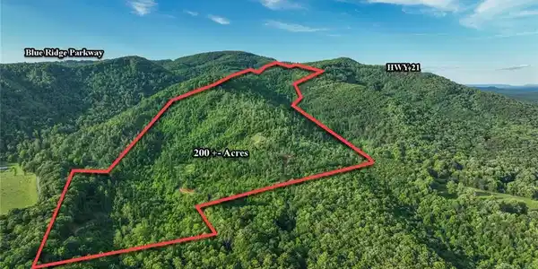 Image 2: Property Lines are approximate.