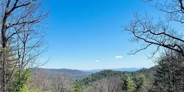 00 Summit Road