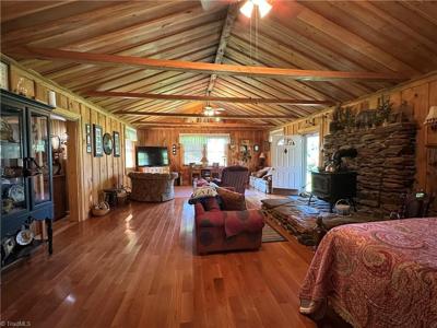 1501 Sand Ridge Road