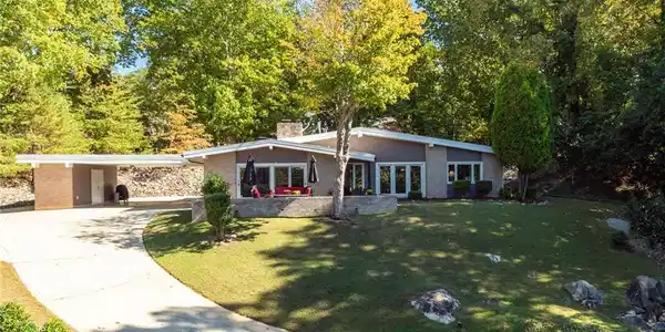 1142 Westover Terrace