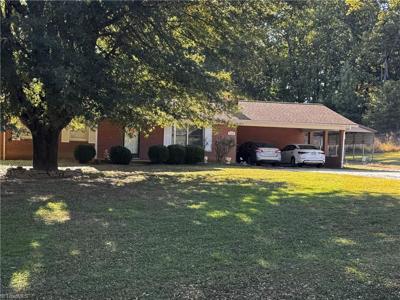 1359 Hanging Rock Park Road