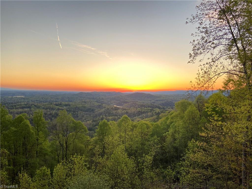 Image 4: Million dollar sunrise view!