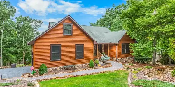 1399 Caraway Summit Trail