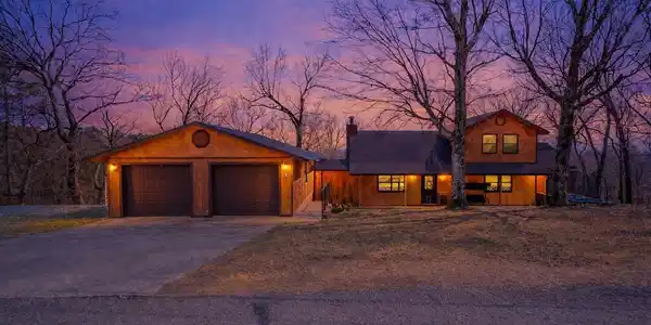 1455 Flint Ridge Drive