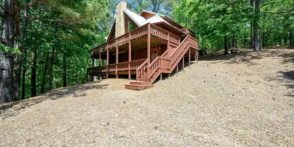 475 Southern Hills Circle