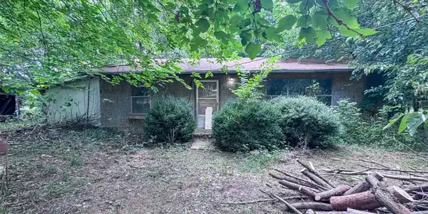 462986 E 830 Road