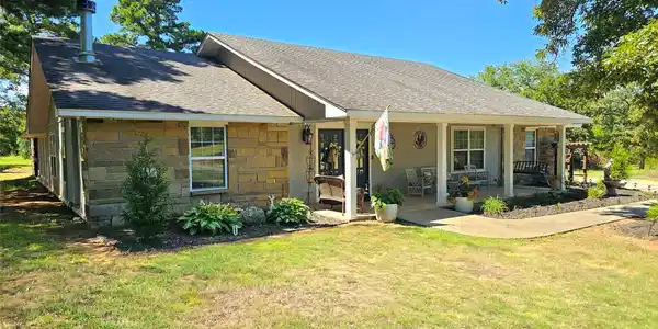 31050 W Beaver Mt
