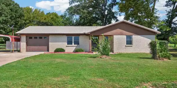 14630 Edward Loop