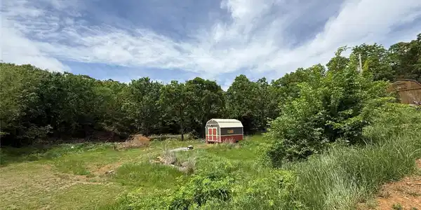 Image 3: Storage Building