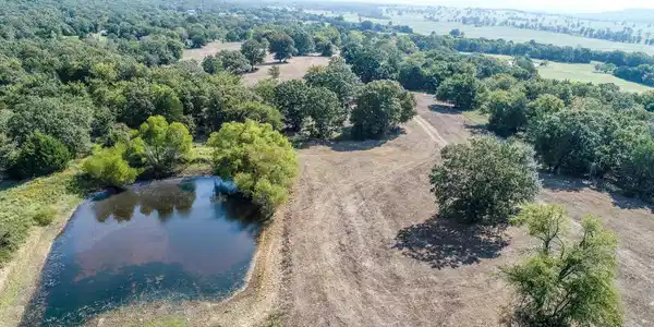 160 E Hwy 31