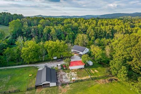 1425 Moodyville Loop