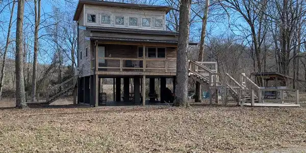 873 Riverview Trail