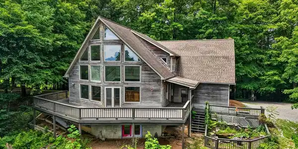 2946 Pen Hook Rd