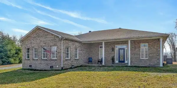 170 Hidden Cove Ln