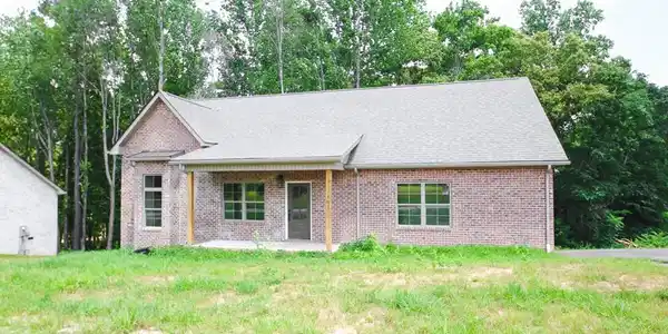401 Crossvine