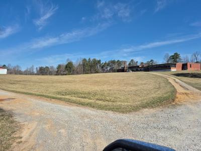 3126 Livingston Hwy