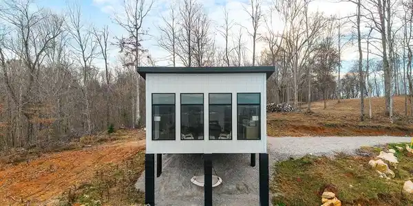 Image 4