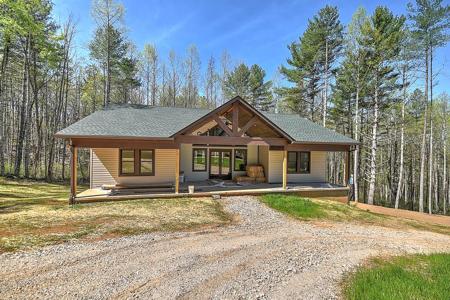 476 Bridle Path