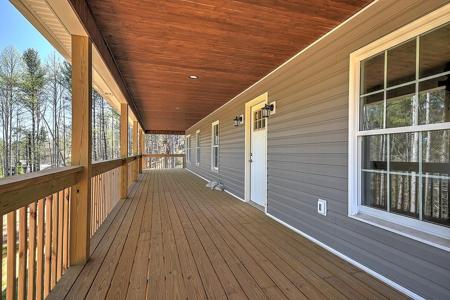 477 Bridle Path