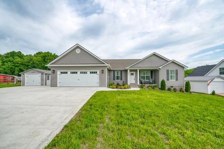 826 Duck Pond Road