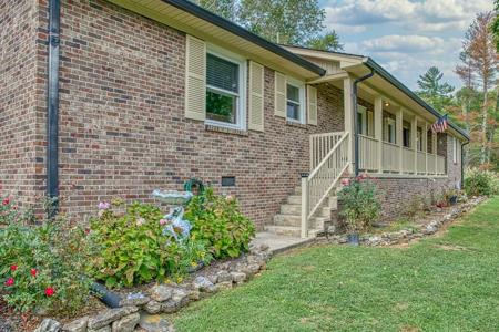 505 Crestview Ave.