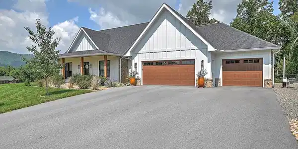 175 Deer Ridge Ct